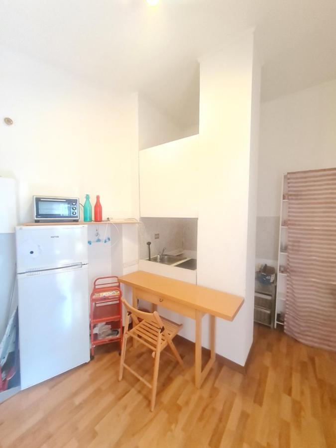 Santa Maria Valle Apartment Milano Eksteriør billede